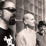 Jeremy Lyons and Members of Morphine. From left to right: Dana Colley, Jerome Deupree, Jeremy Lyons. Photo by Laura Cere.