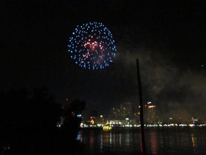 Fireworks on July 4, 2011 as seen from Algiers. Photo: Infrogmation. Fireworks on July 4, 2011 as seen from Algiers. Photo: Infrogmation.