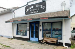 Domino Sound Record Shack photo1 x Jerald White Domino Sound Record Shack photo1 x Jerald White