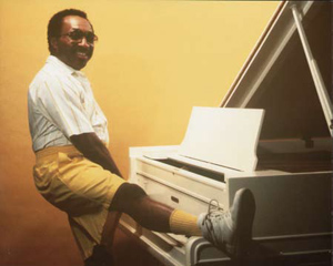 swamp-dogg-press-photo-offbeat-magazine-october-2013