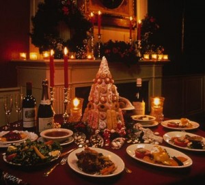 Reveillion-Icon-Holiday-table