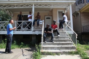 BrothersHypnotic_publicitystill_02_Chicago_home_photoby_Ian_Kibbe_500p BrothersHypnotic_publicitystill_02_Chicago_home_photoby_Ian_Kibbe_500p