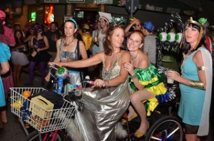 krewe-of-oak-2011-300x198 krewe-of-oak-2011-300x198