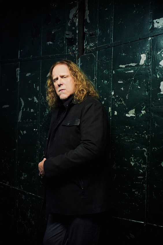 Warren Haynes. Photo by Danny Clinch.