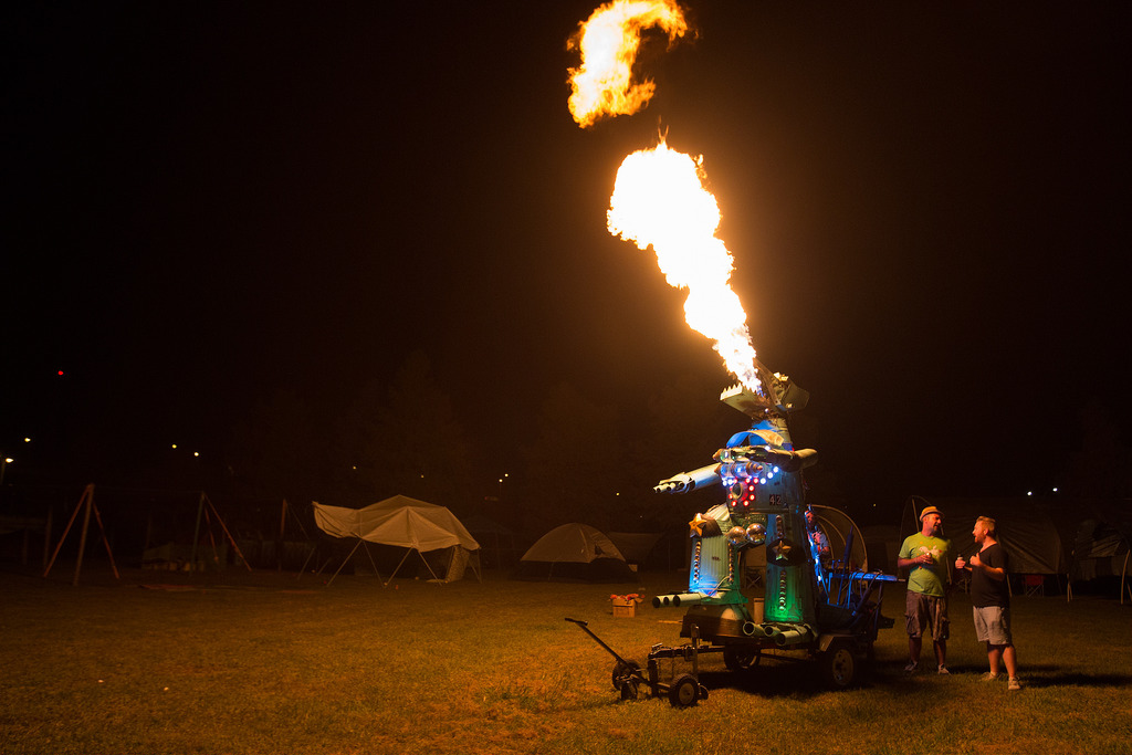 The fire-breathing Mecha Gator. Photo by Caitlyn Ridenour.